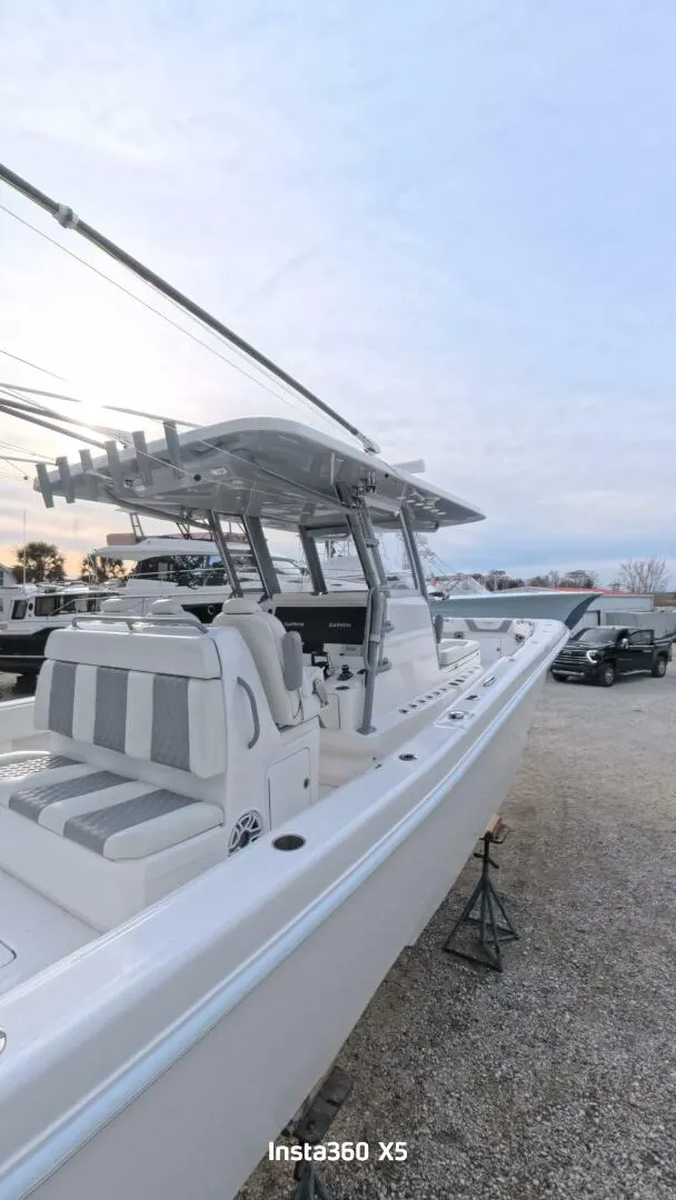Slide: The Image of Invincible Open Fisherman 2025 - 2