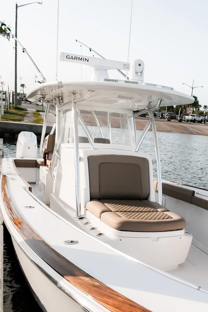 Slide: The Image of Valhalla Boatworks V37 2020 - 26