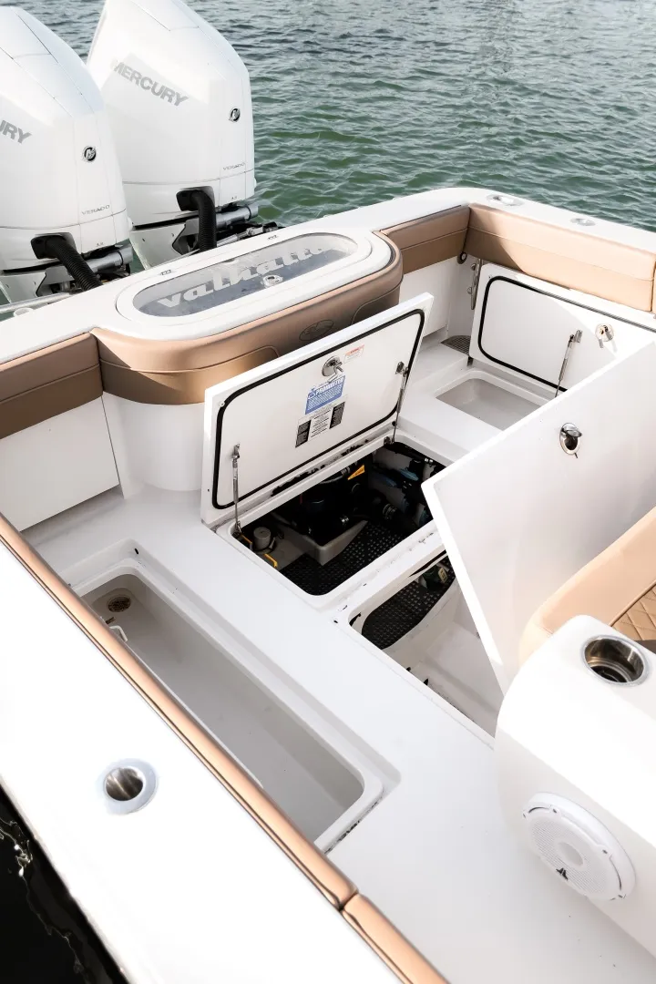 Slide: The Image of Valhalla Boatworks V37 2020 - 41