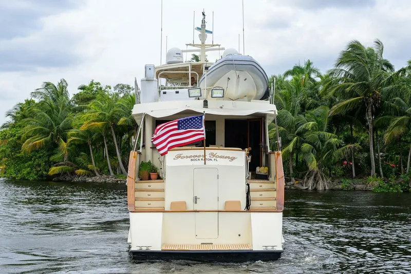 Slide: The Image of Hatteras 78 Cockpit Motor Yacht 1991 - 3