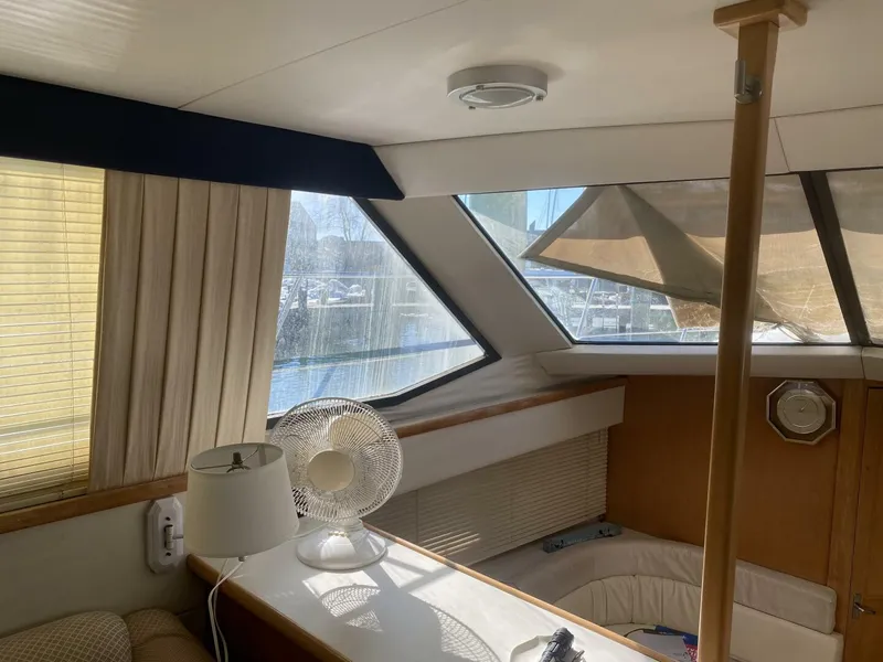 Slide: The Image of Carver Yachts 1994 - 13