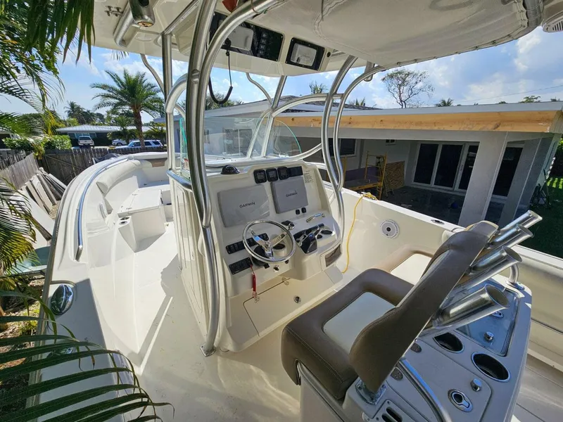 Slide: The Image of Sailfish 290 CC 2013 - 10