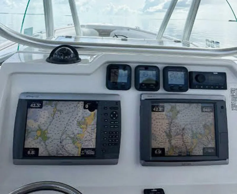 Slide: The Image of Sailfish 290 CC 2013 - 15