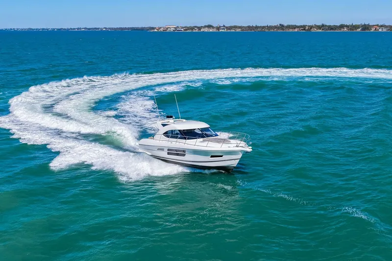 Slide: The Image of Riviera 5000 Sport Yacht 2016 - 33