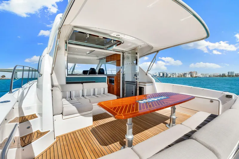 Slide: The Image of Riviera 5000 Sport Yacht 2016 - 38