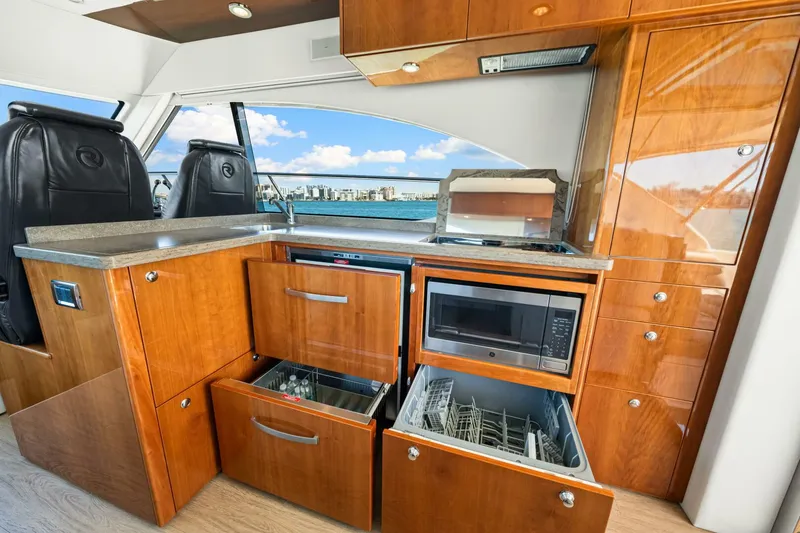 Slide: The Image of Riviera 5000 Sport Yacht 2016 - 62