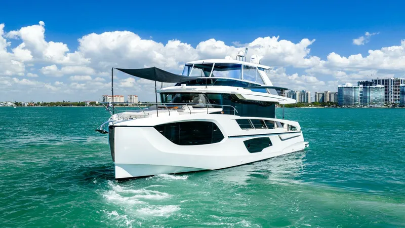 Slide: The Image of Absolute 64 Navetta 2022 - 16