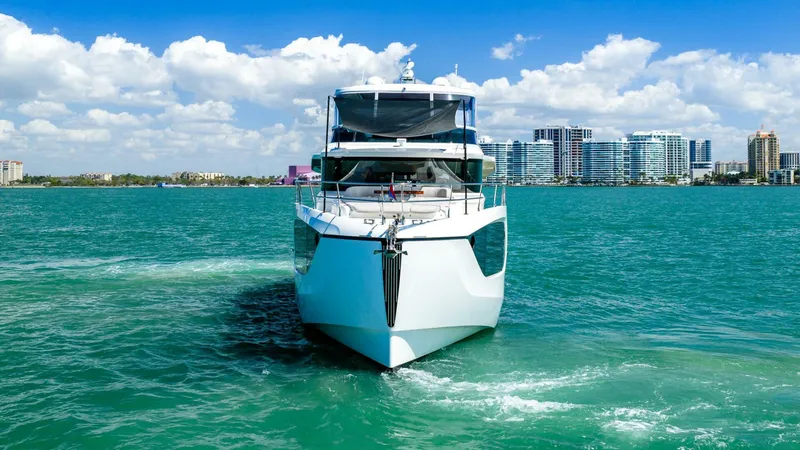 Slide: The Image of Absolute 64 Navetta 2022 - 17