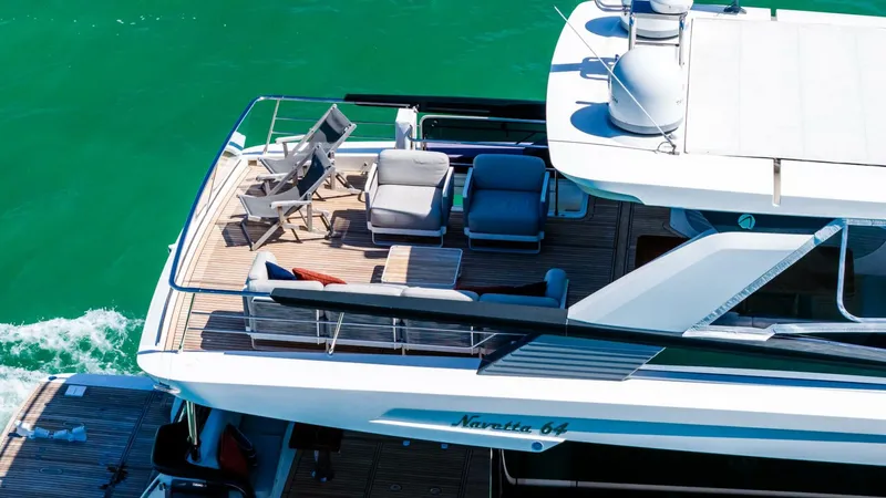 Slide: The Image of Absolute 64 Navetta 2022 - 22