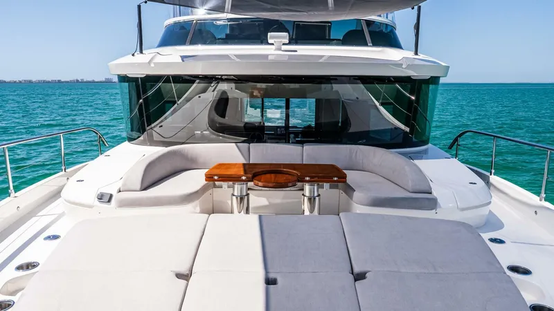 Slide: The Image of Absolute 64 Navetta 2022 - 24