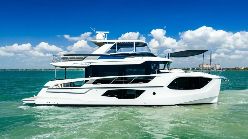 Slide: The Image of Absolute 64 Navetta 2022 - 3