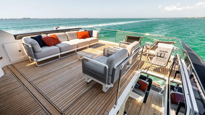 Slide: The Image of Absolute 64 Navetta 2022 - 38