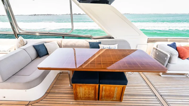 Slide: The Image of Absolute 64 Navetta 2022 - 41
