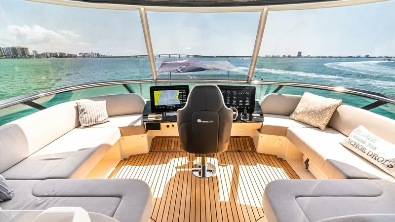 Slide: The Image of Absolute 64 Navetta 2022 - 47