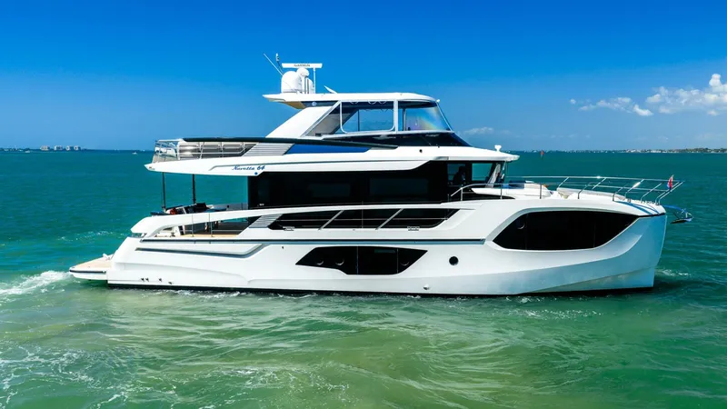 Slide: The Image of Absolute 64 Navetta 2022 - 5