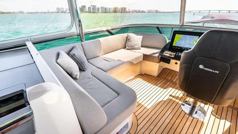 Slide: The Image of Absolute 64 Navetta 2022 - 50