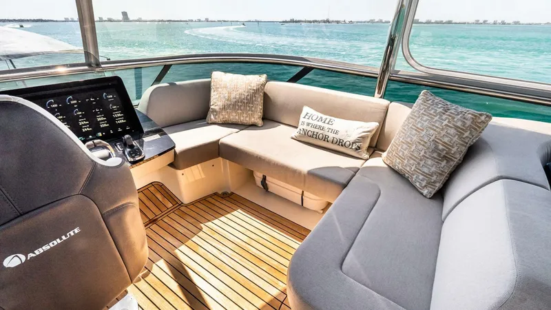 Slide: The Image of Absolute 64 Navetta 2022 - 51