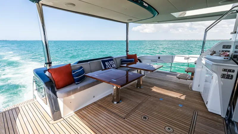 Slide: The Image of Absolute 64 Navetta 2022 - 61