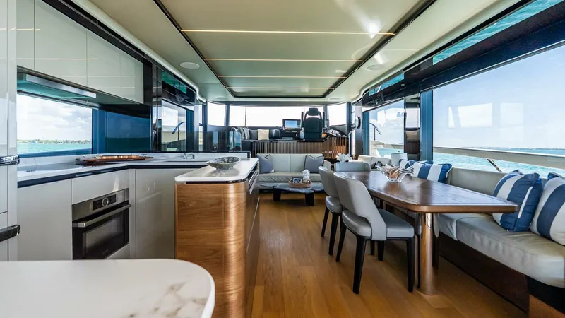 Slide: The Image of Absolute 64 Navetta 2022 - 65