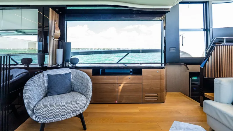 Slide: The Image of Absolute 64 Navetta 2022 - 73