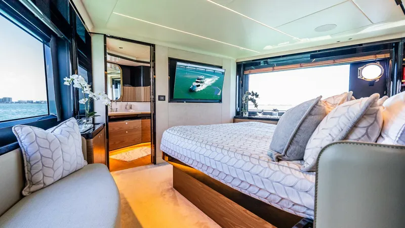 Slide: The Image of Absolute 64 Navetta 2022 - 83