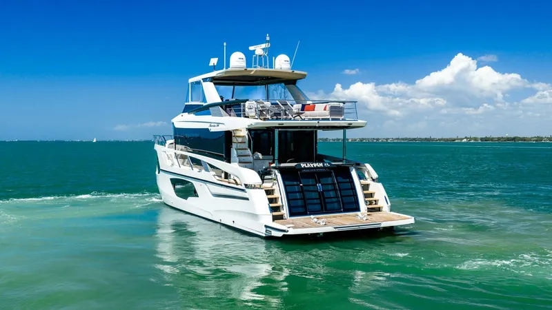 Slide: The Image of Absolute 64 Navetta 2022 - 9
