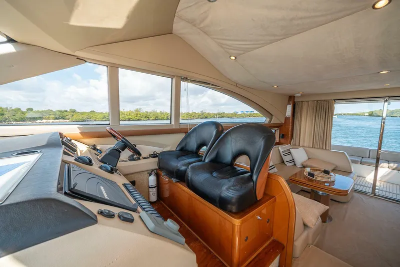 Slide: The Image of Princess 54 Flybridge 2009 - 37