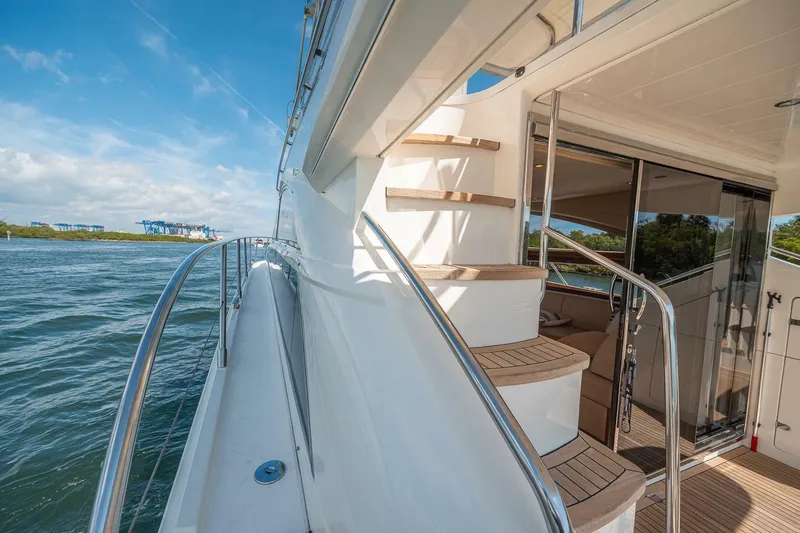 Slide: The Image of Princess 54 Flybridge 2009 - 5