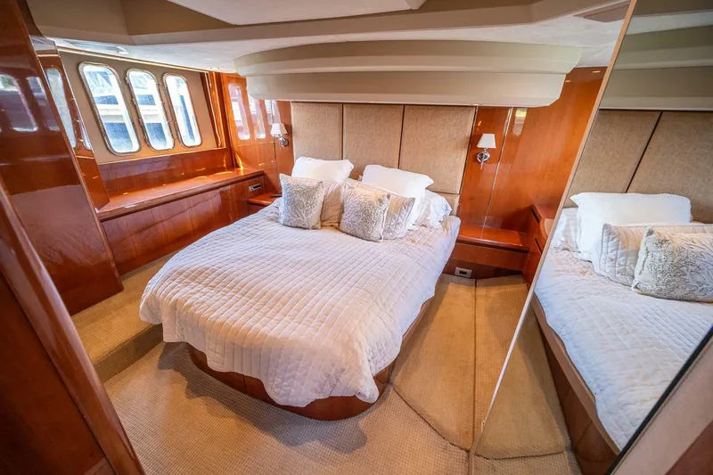 Slide: The Image of Princess 54 Flybridge 2009 - 60
