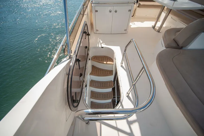 Slide: The Image of Princess 54 Flybridge 2009 - 72
