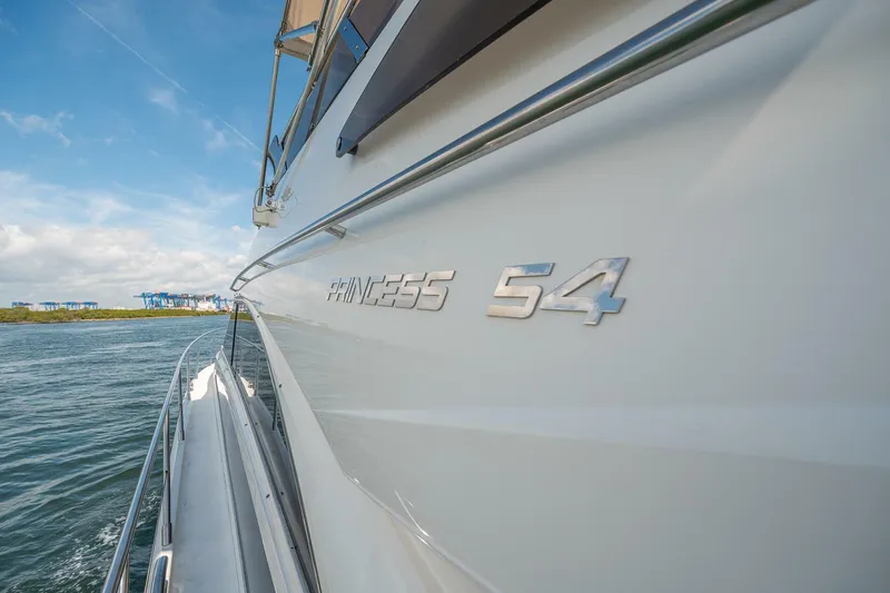Slide: The Image of Princess 54 Flybridge 2009 - 8
