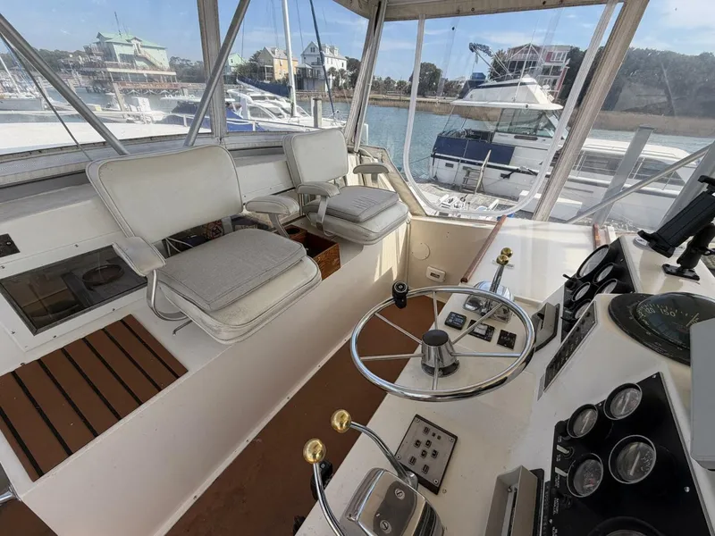 Slide: The Image of Viking 44 Motor Yacht 1987 - 32