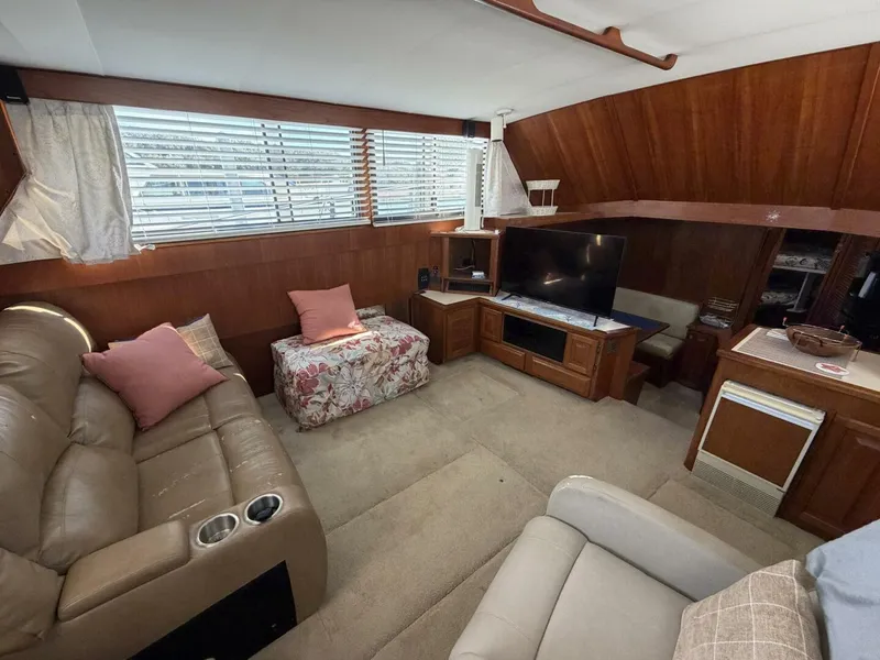 Slide: The Image of Viking 44 Motor Yacht 1987 - 39