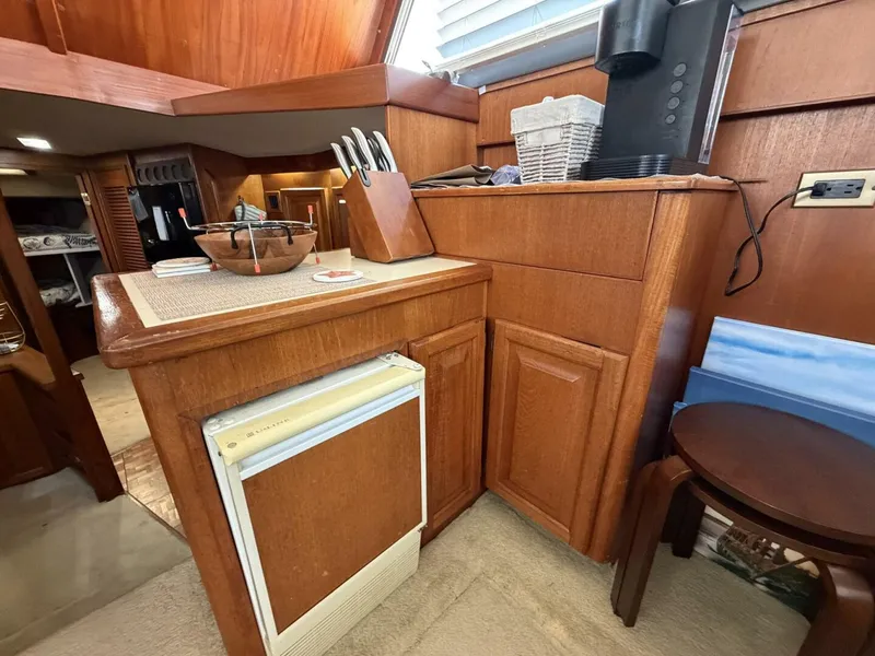 Slide: The Image of Viking 44 Motor Yacht 1987 - 45