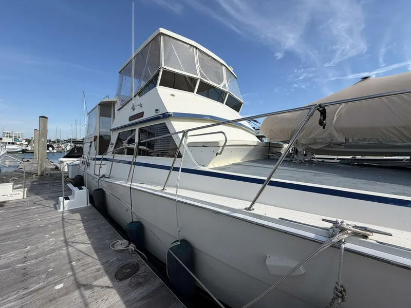 Slide: The Image of Viking 44 Motor Yacht 1987 - 5
