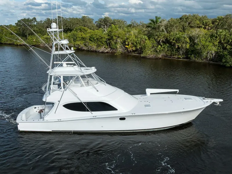 Slide: The Image of Hatteras GT63 2013 - 55