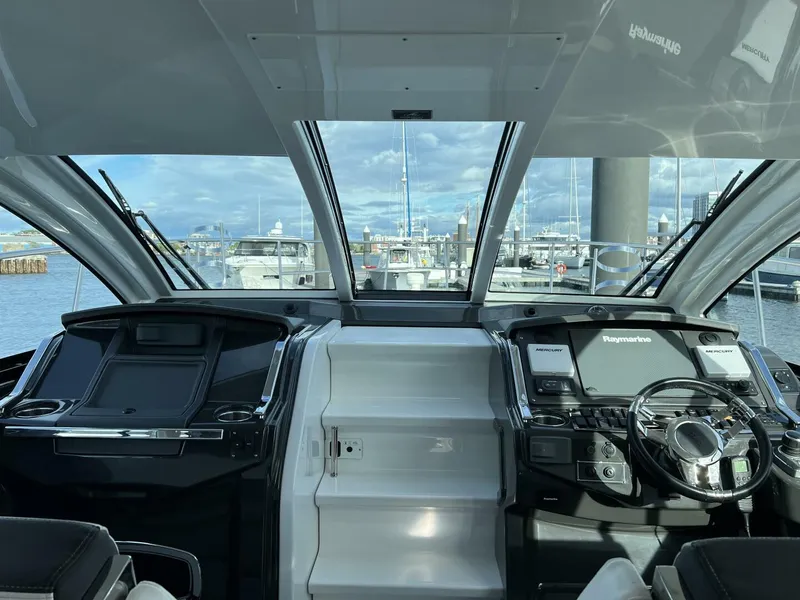 Slide: The Image of Monterey 36 Sport Coupe 2018 - 7