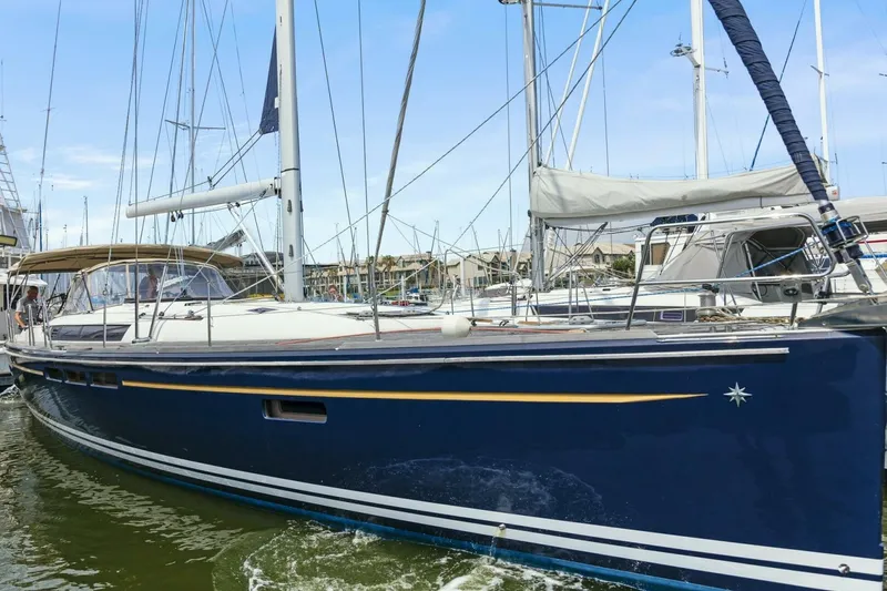 Slide: The Image of Jeanneau 509 2012 - 2