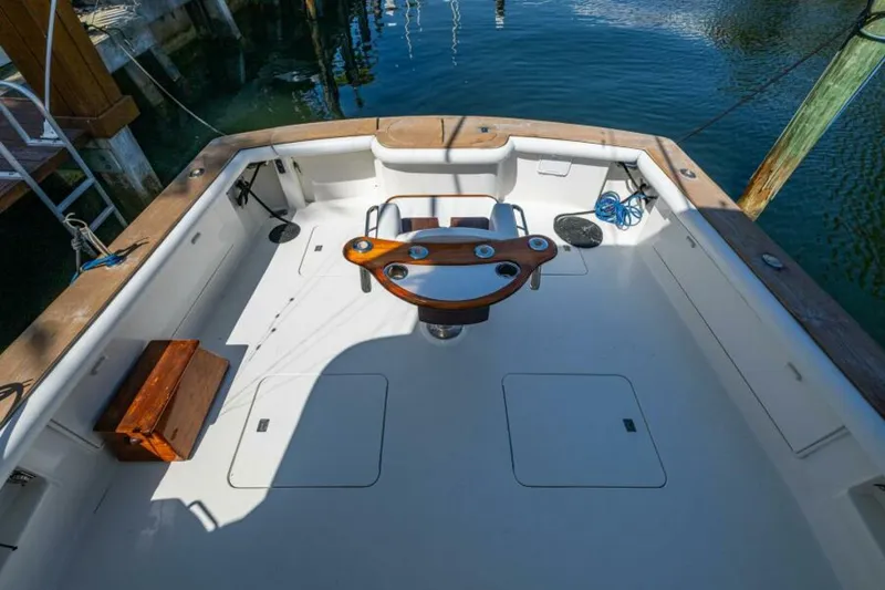 Slide: The Image of Ocean 60 Convertible 1999 - 16