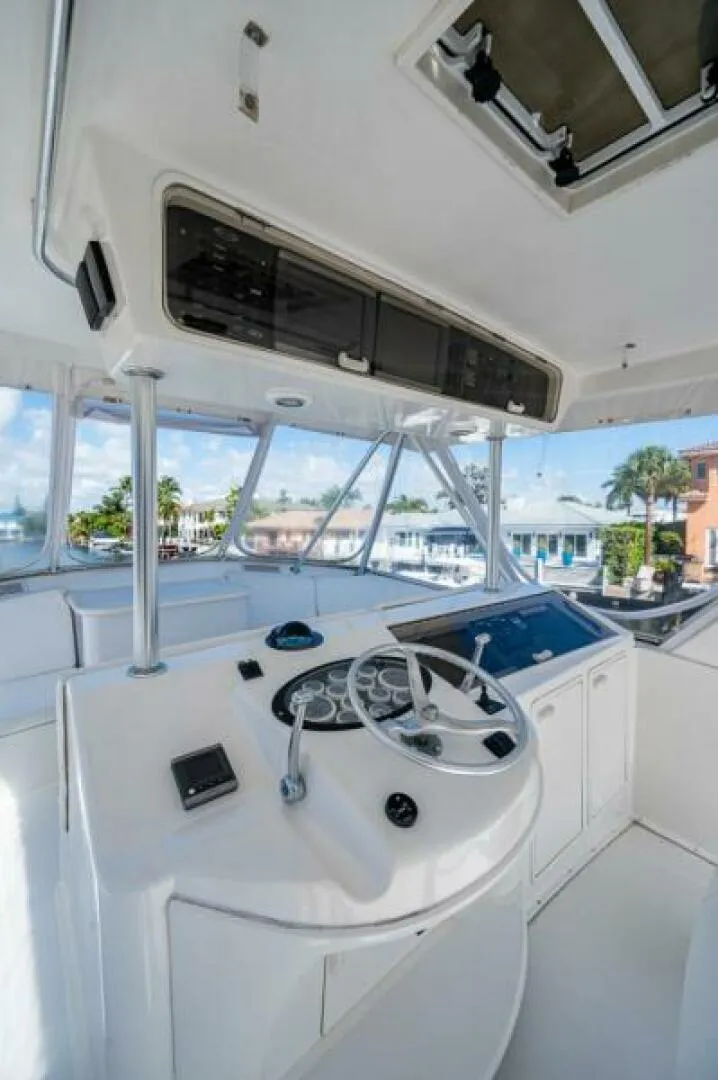 Slide: The Image of Ocean 60 Convertible 1999 - 19