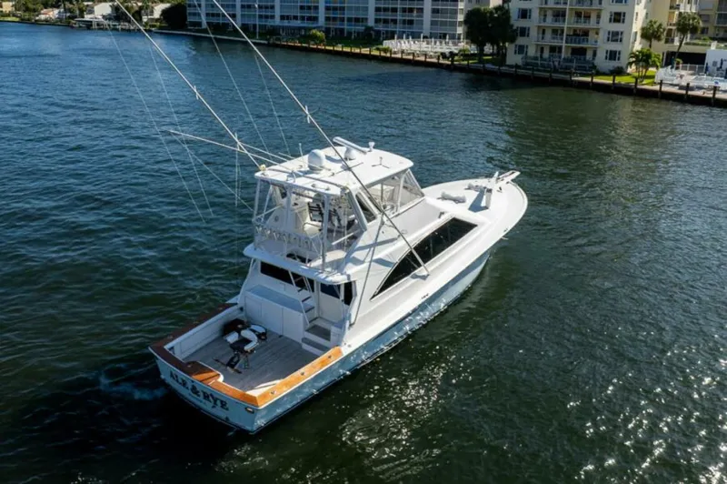 Slide: The Image of Ocean 60 Convertible 1999 - 4
