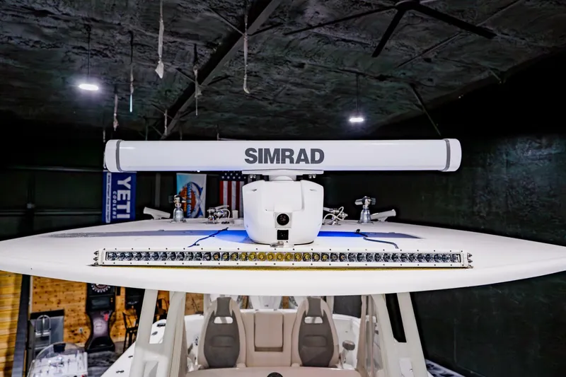 Slide: The Image of Yellowfin 39 Offshore 2012 - 19