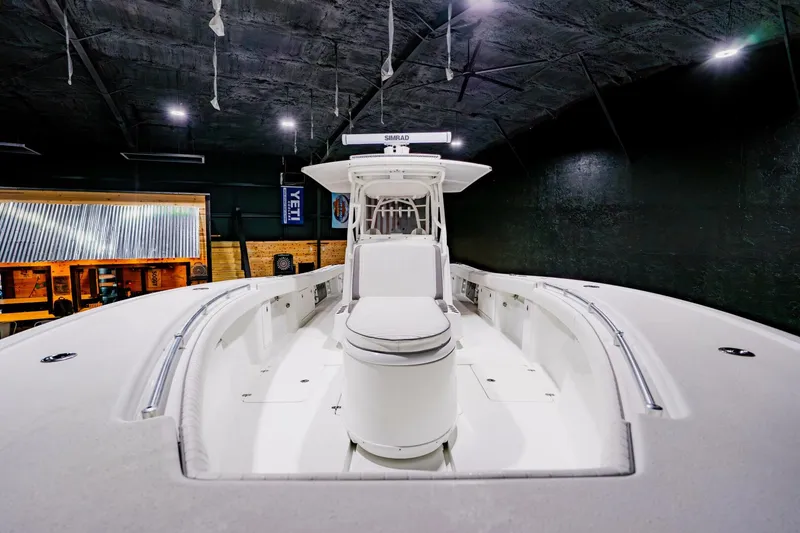 Slide: The Image of Yellowfin 39 Offshore 2012 - 6
