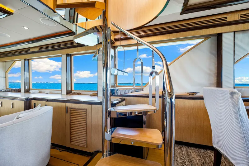 Slide: The Image of Ocean Alexander 83 Motor Yacht 2010 - 14