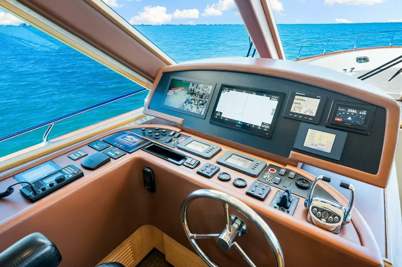 Slide: The Image of Ocean Alexander 83 Motor Yacht 2010 - 23