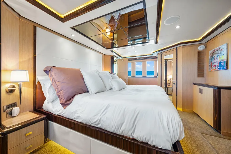 Slide: The Image of Ocean Alexander 83 Motor Yacht 2010 - 28