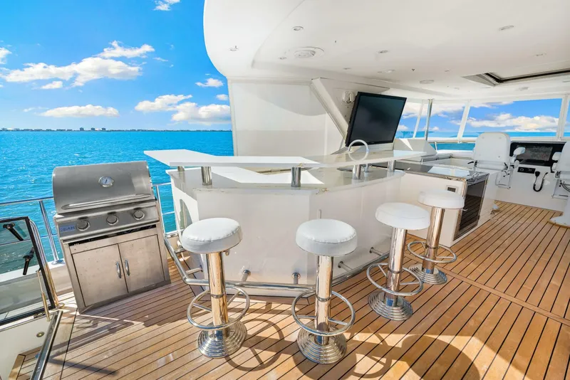 Slide: The Image of Ocean Alexander 83 Motor Yacht 2010 - 47