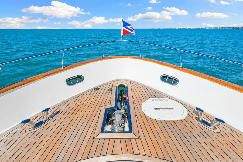 Slide: The Image of Ocean Alexander 83 Motor Yacht 2010 - 54