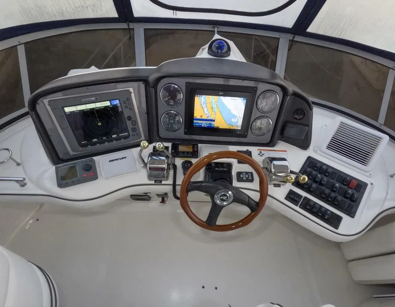 Slide: The Image of Sea Ray 44 Sedan Bridge 2007 - 28