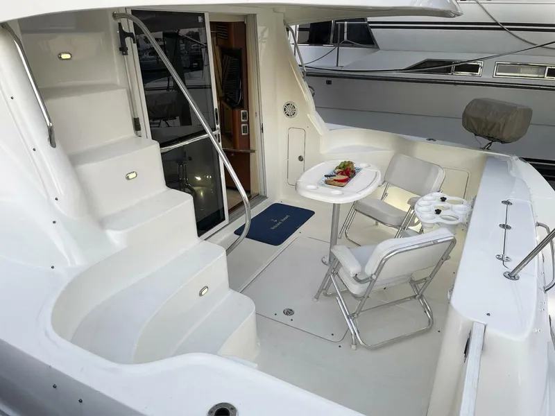 Slide: The Image of Sea Ray 44 Sedan Bridge 2007 - 38